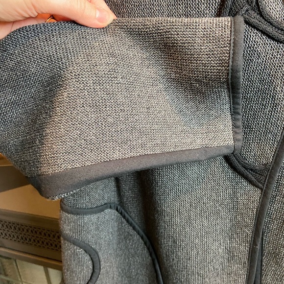 NWT Jaskar Boutique Waffle Knit Grey Jacket with Unique Details, Size L - Picture 6 of 9